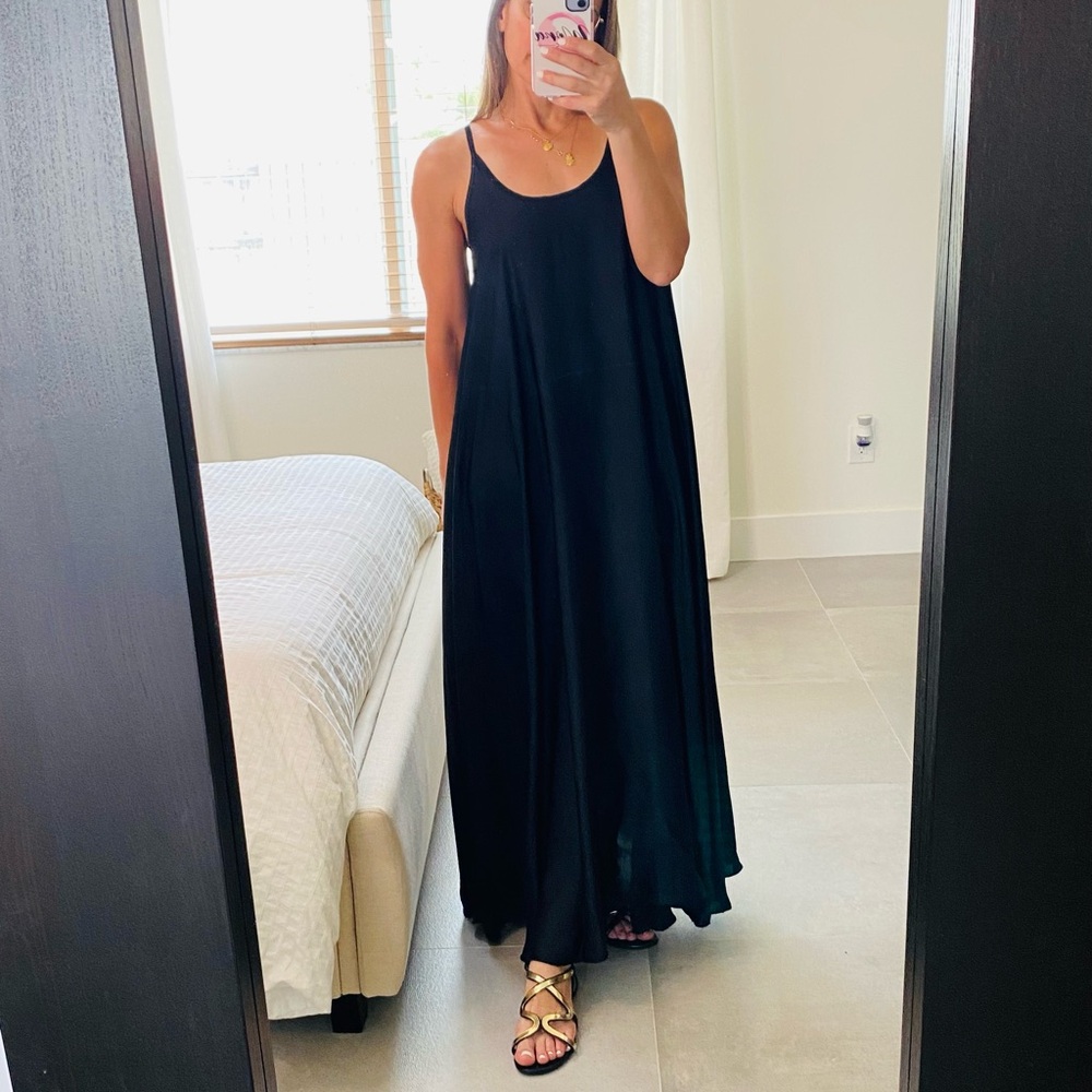 Sleek Black Maxi Dress with Spaghetti Straps